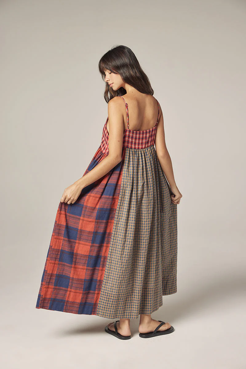 Amente Red Plaid Contrast Midi Dress - Image 4