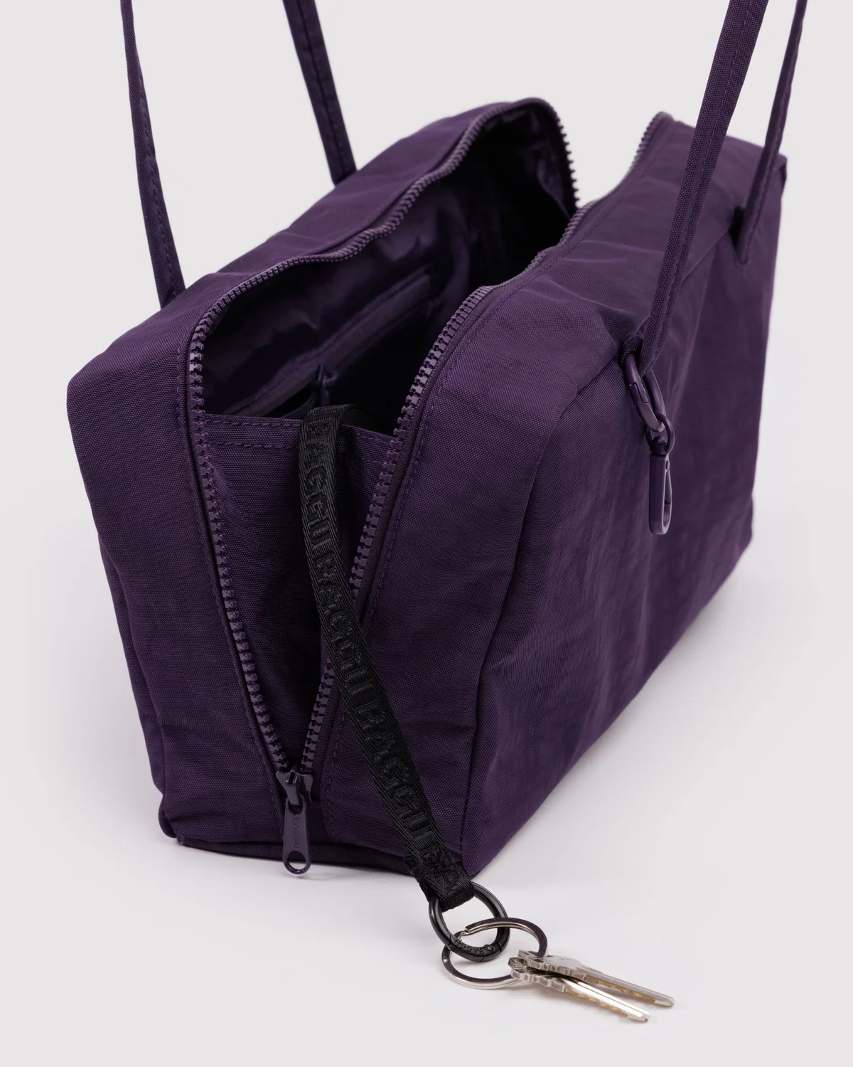 Baggu Nylon Bowler Bag - Image 12