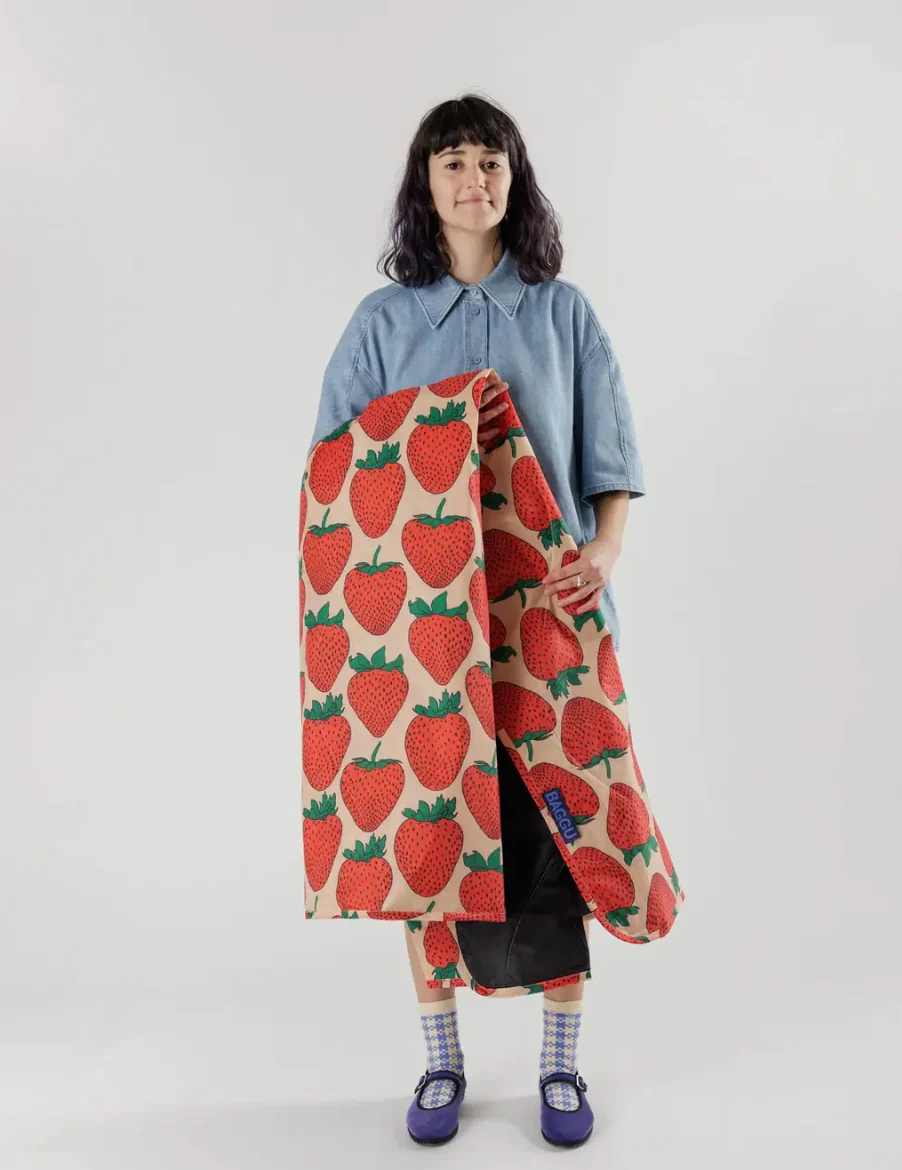 Baggu Puffy Picnic Blanket - Image 8