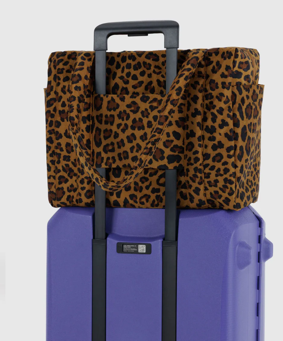 Baggu Small Cloud Carry-On - Image 9