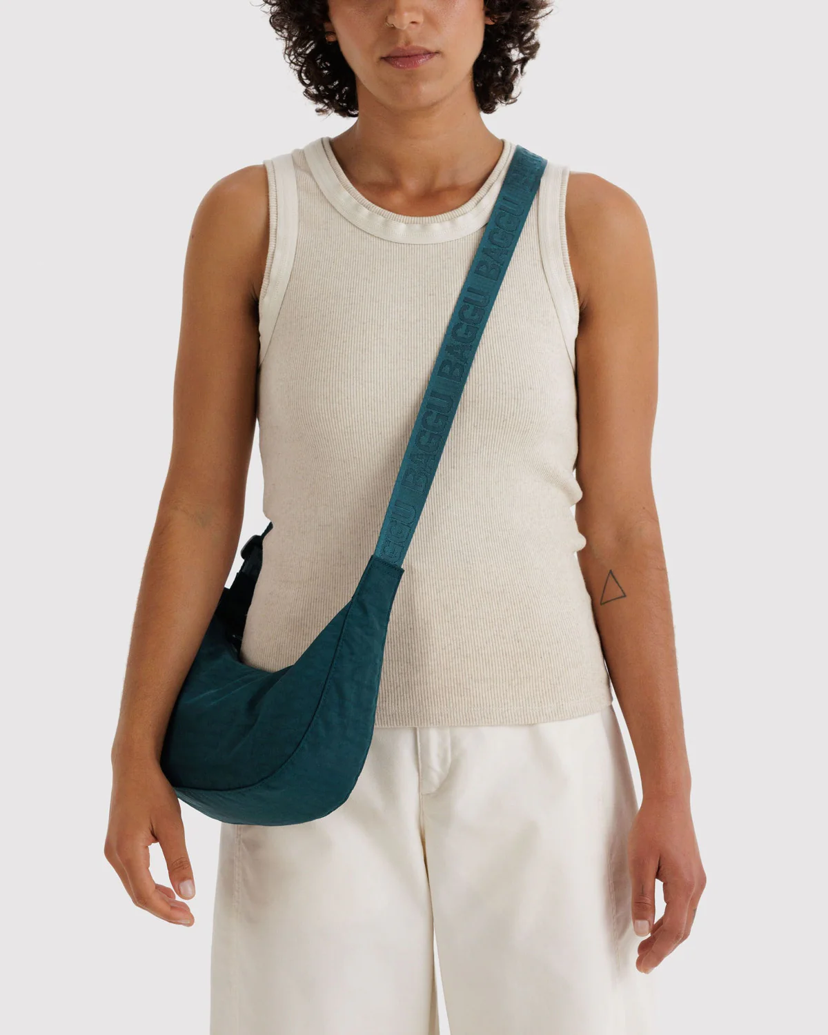 Baggu Small Nylon Crescent Bag - Image 23