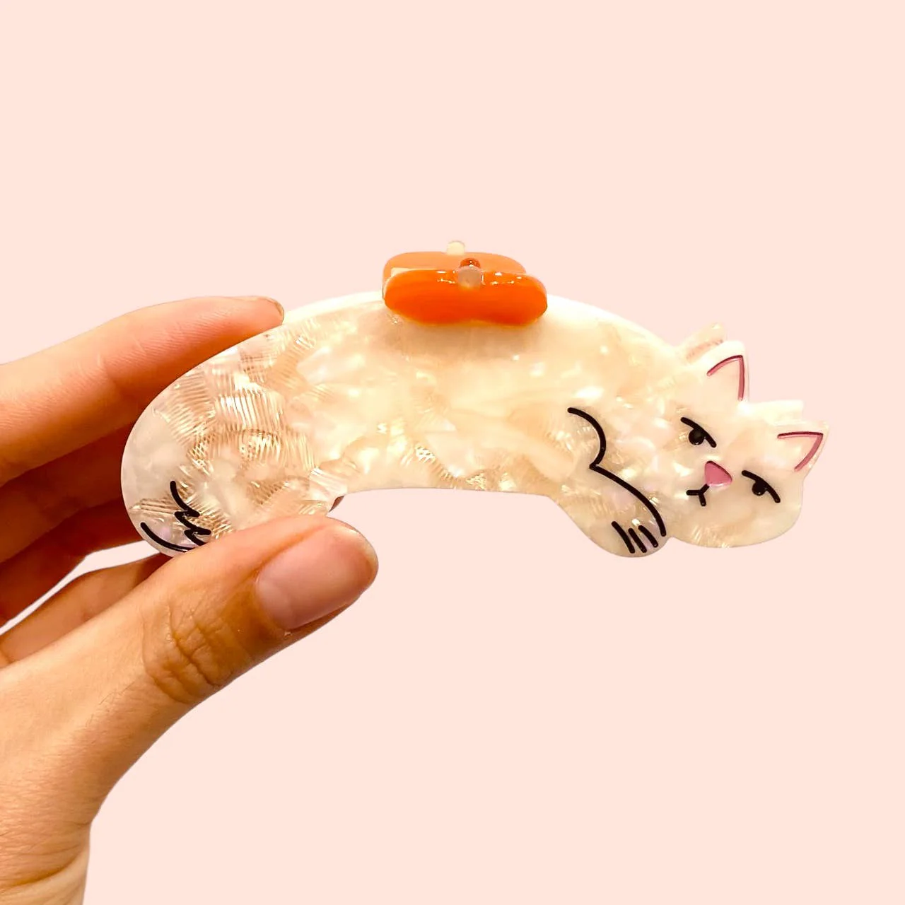 Carolyn Suzuki - MICIO THE CAT HAIR CLAW - Image 4