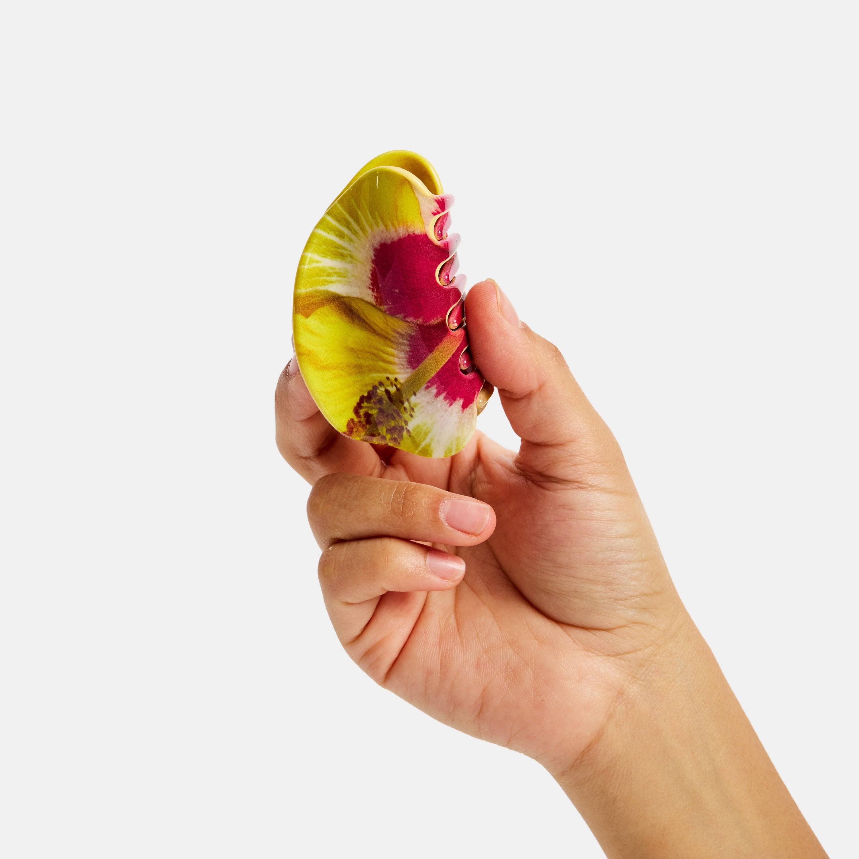 CHUNKS - Juno Claw in Hibiscus Flower - Image 4
