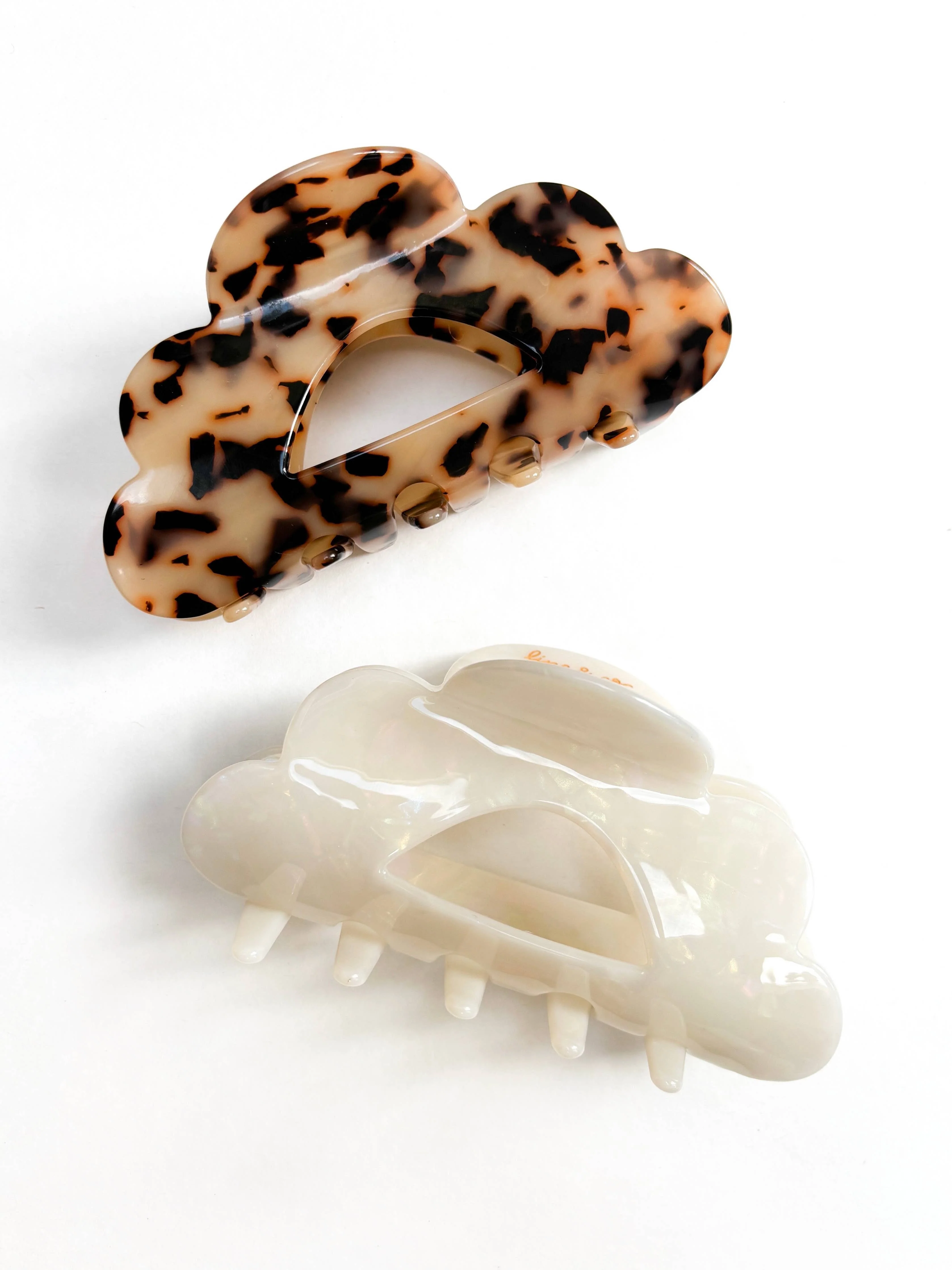 Cloud Claw Clip - White - Image 3
