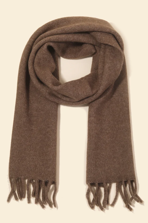 Conrado Soft Knitted Fringe Scarf - Image 4
