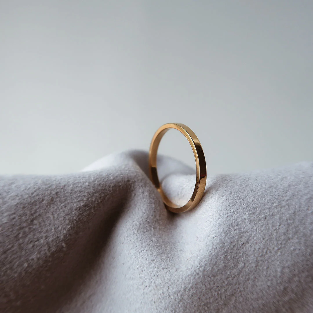 18k Simple Gold Thin Band Ring - Image 6