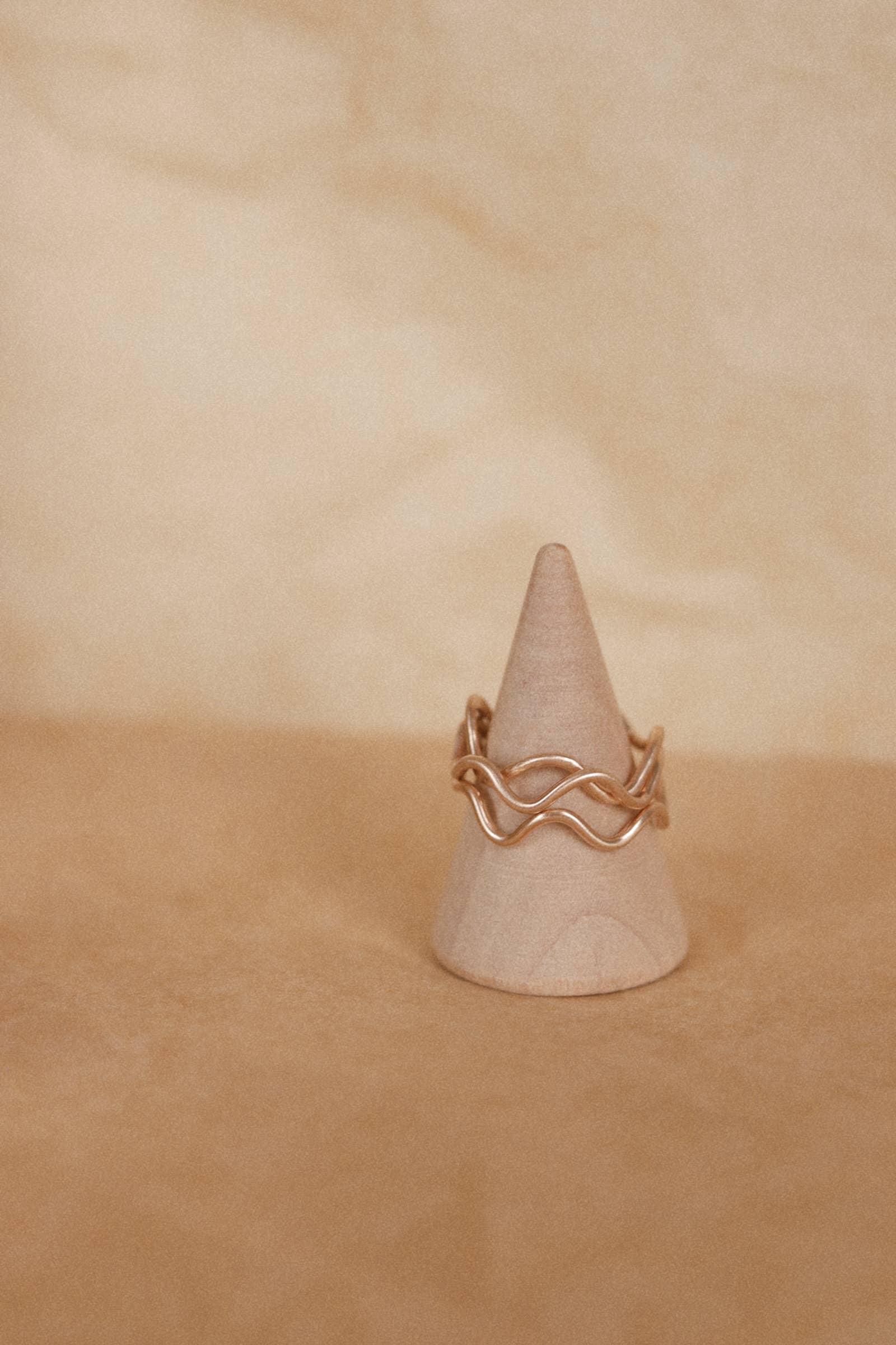 Goldie Jewelry - PICASSO Ring: GOLD - Image 6