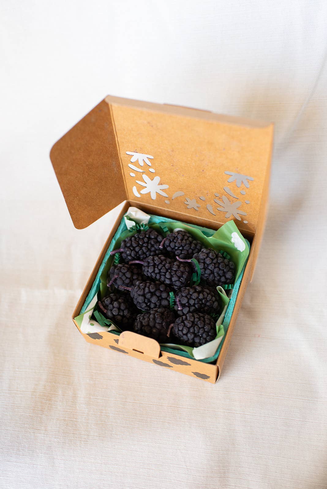 Happy Organics - Beeswax Blackberry Birthday Candles: 5 - Image 3