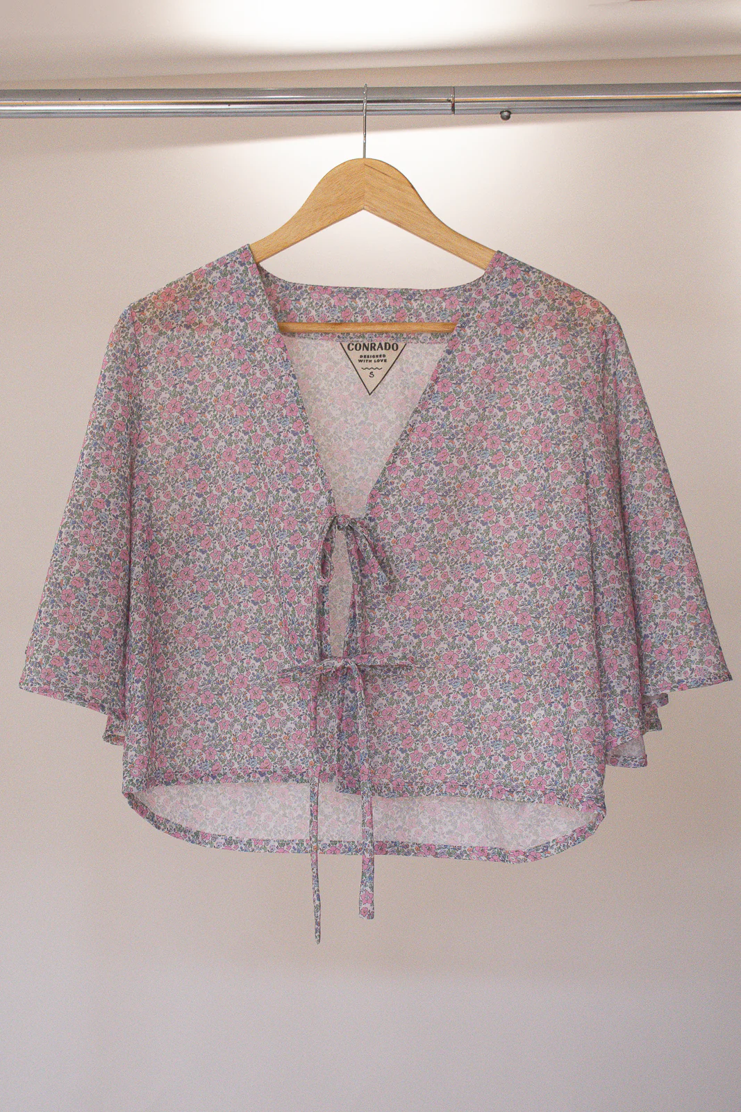Lexi Flounce Sleeve Tied Top - Image 15