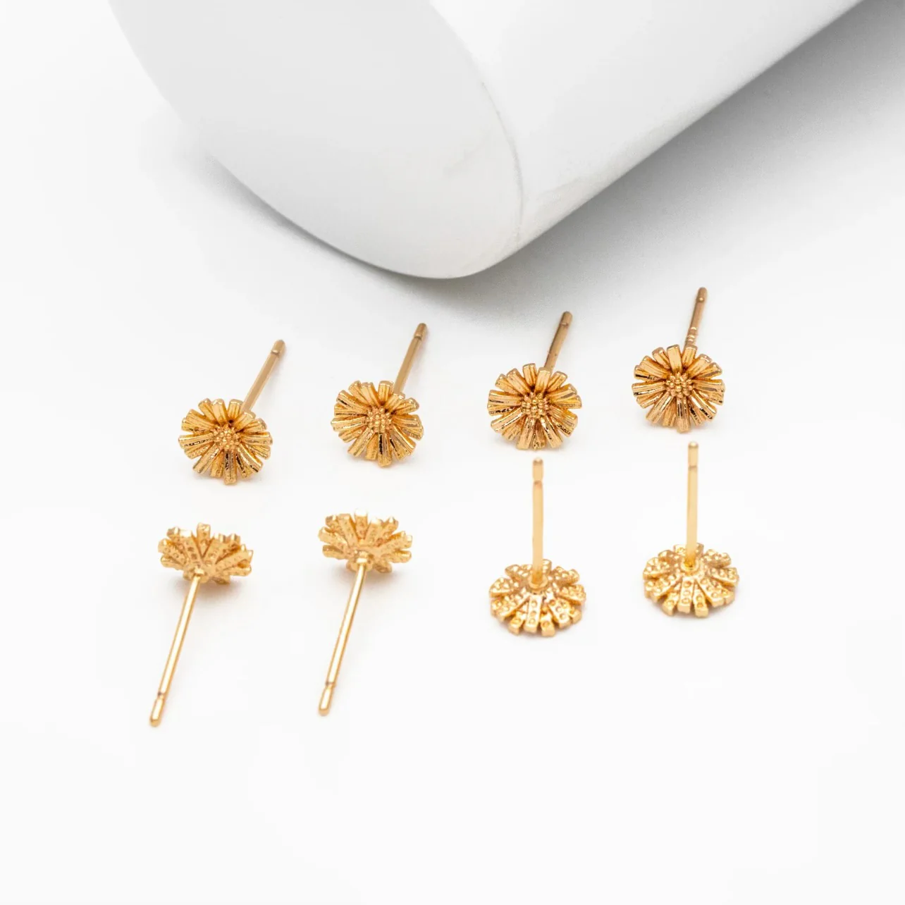 Daisy Stud Earrings - Image 3