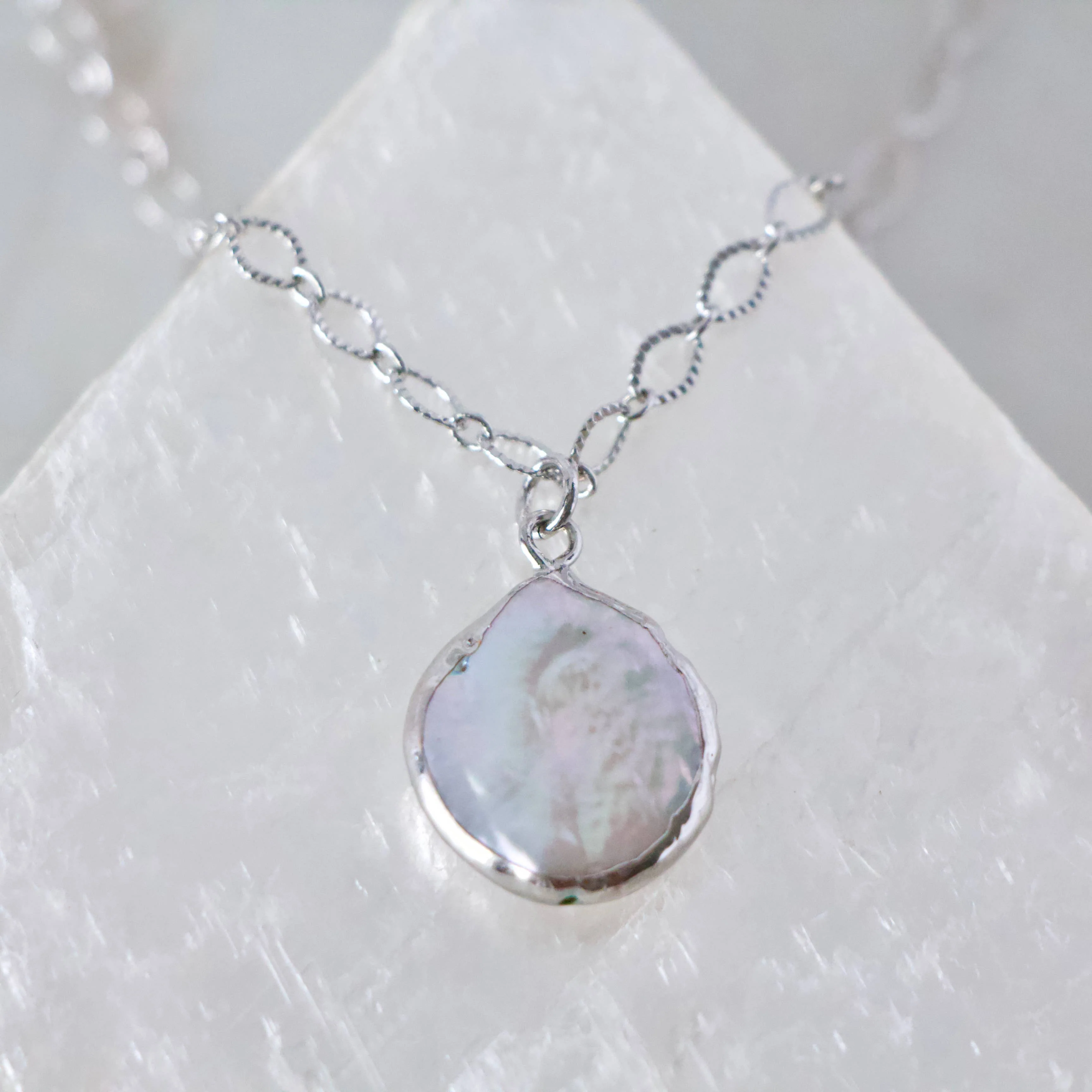 Natural Pearl Necklace: GOLD - Image 4