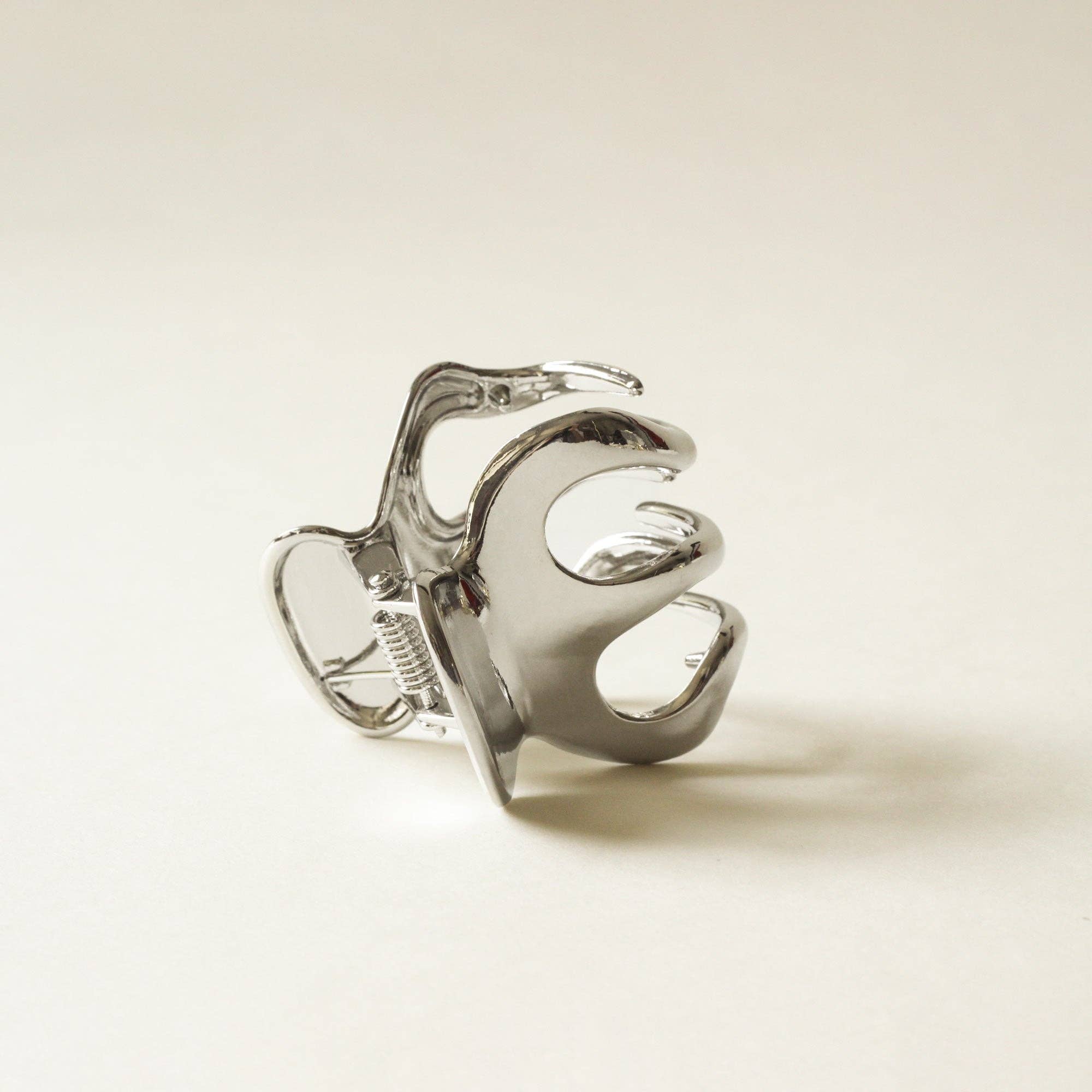 nar'sha - Metal Hair Claw Clip | Silver - Image 2