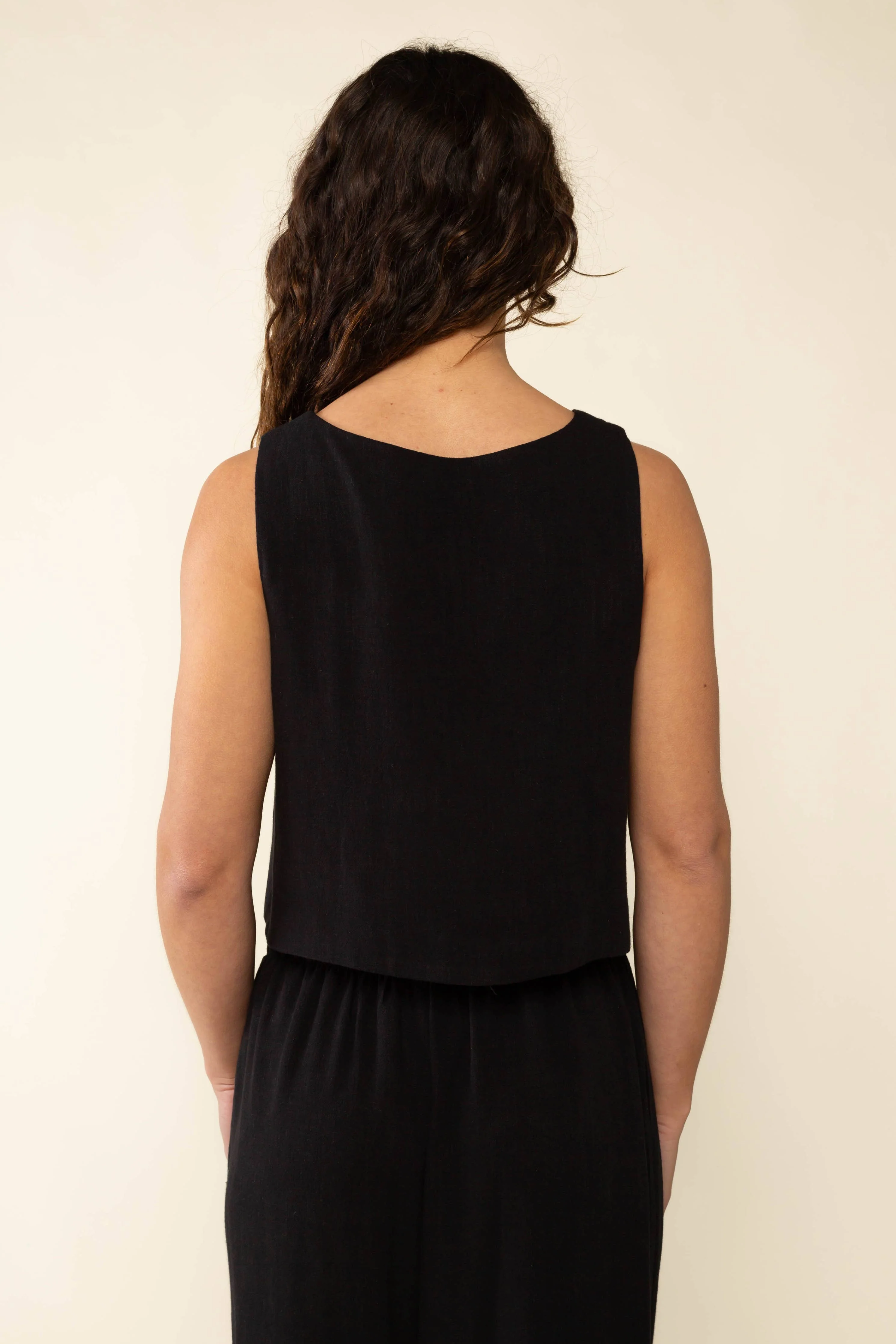 NLT - Square Neck Linen Vest - Image 7