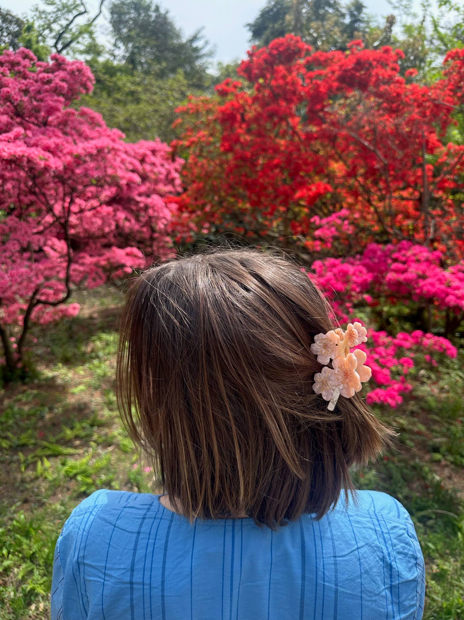 Pink Cherry Blossoms Flower Claw Hair Clip - Image 2