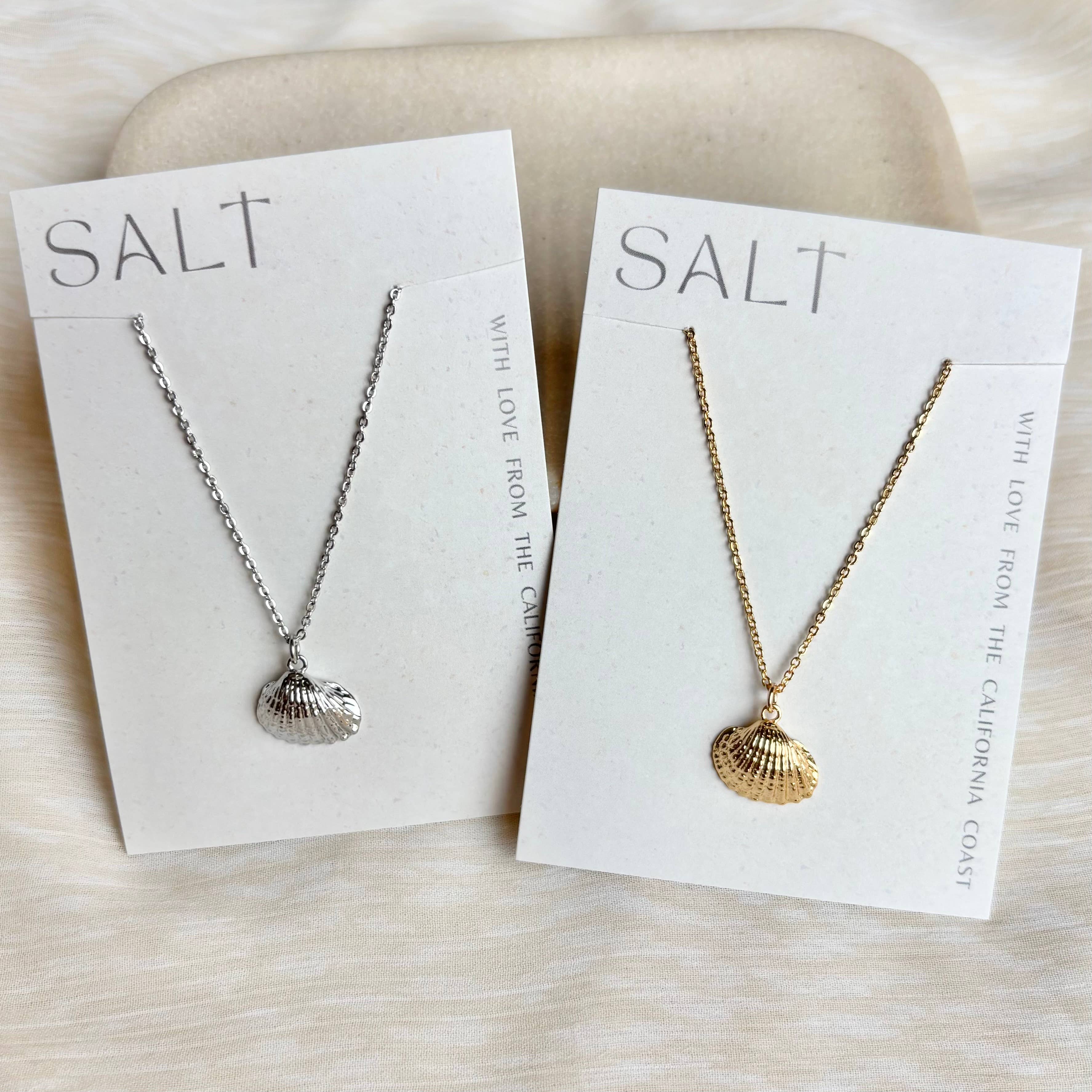 SALT - GOLD SCALLOP SEASHELL NECKLACE - Image 2