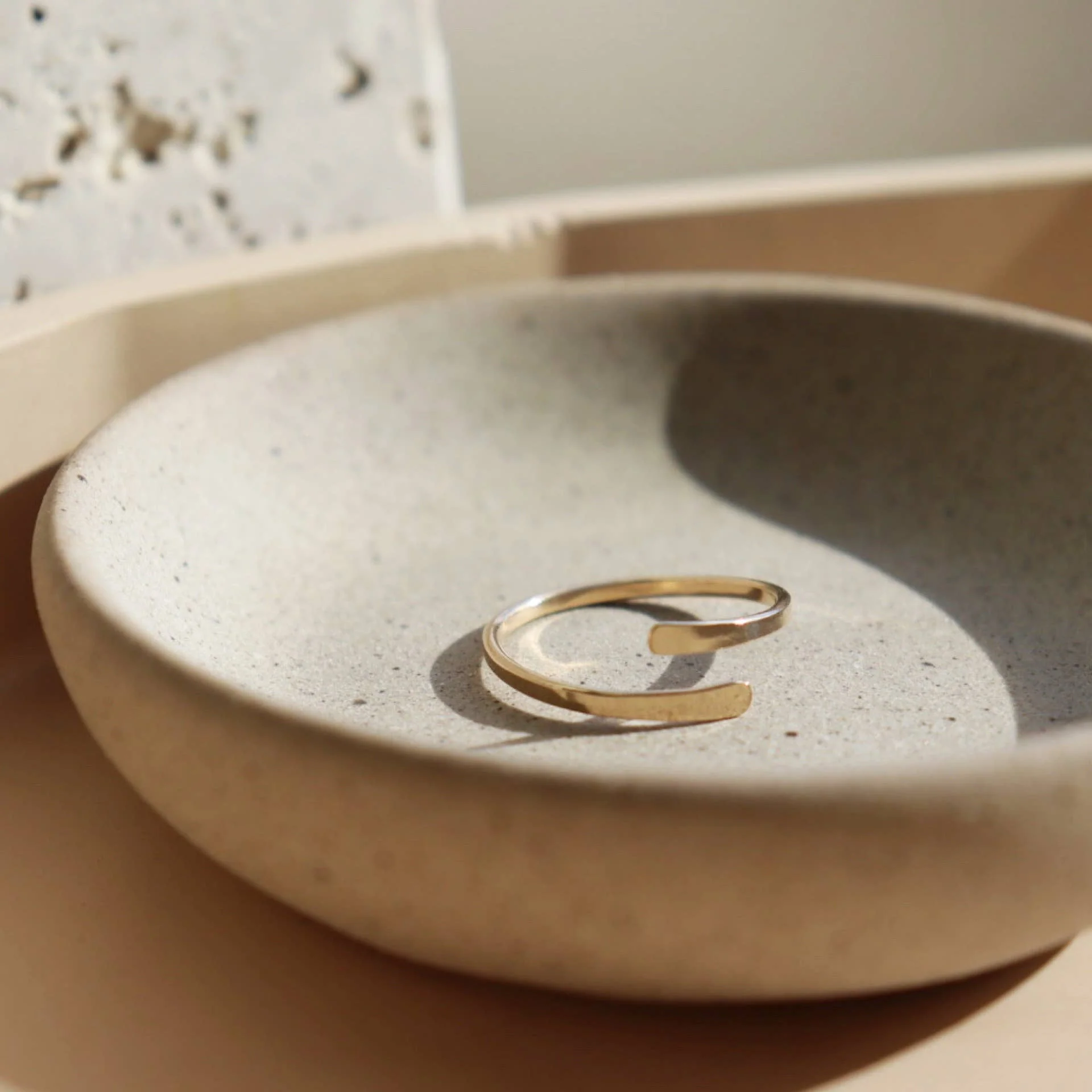Token Jewelry - Sterling Silver Coil Ring - Image 4