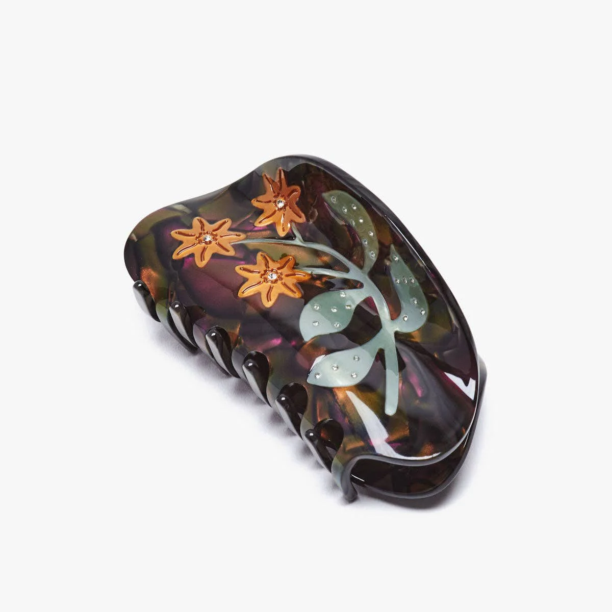 WINONA IRENE - Lady's Mantle Claw